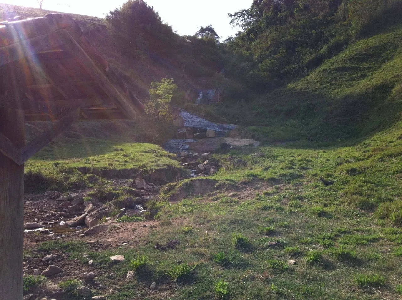 Imagem FAZENDA COMPLETA E ESTRUTURADA PARA PECUÁRIA - 105,5 ALQUEIRES