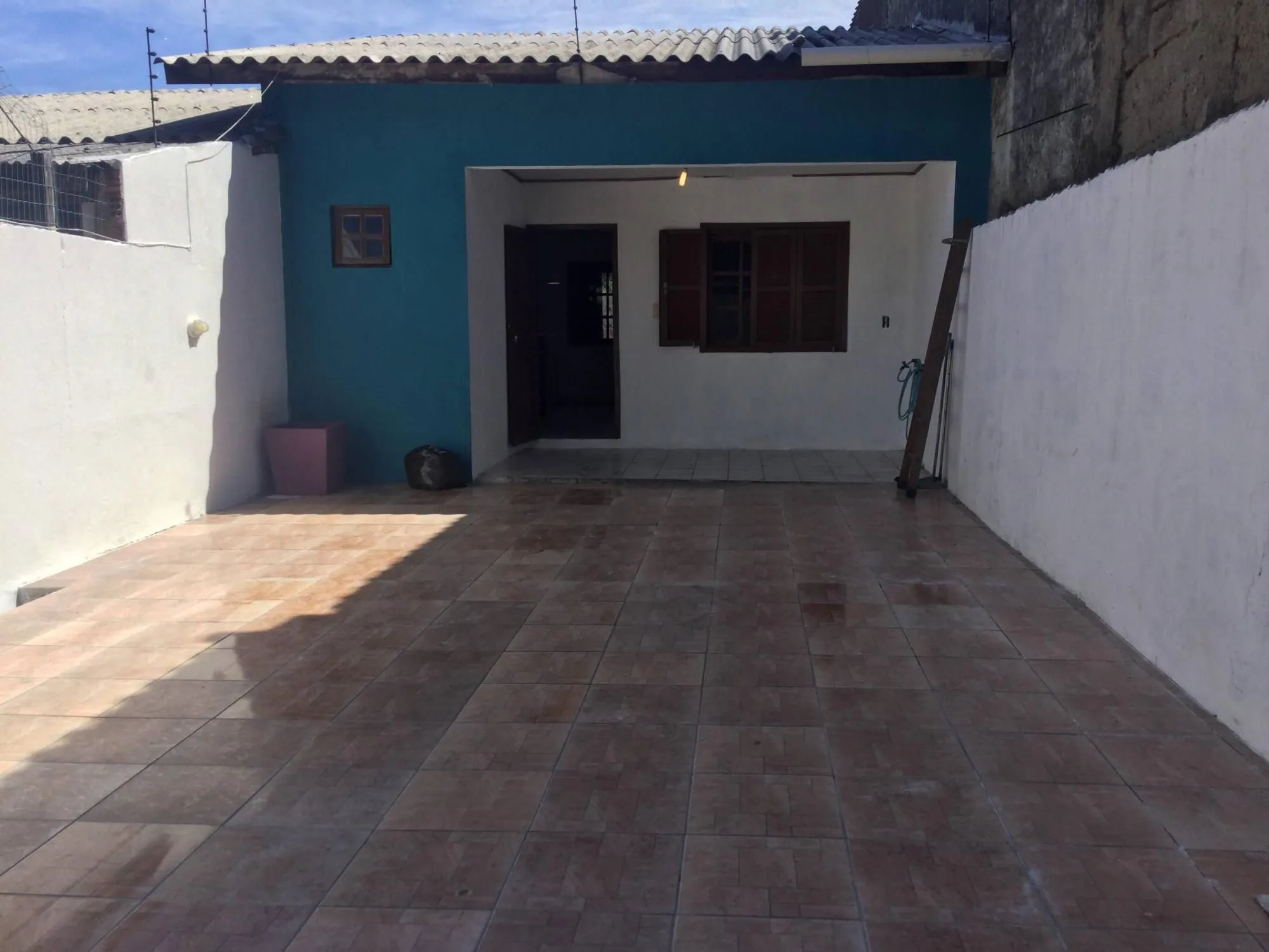 Imagem Oportunidade- Terreno com 300m² com duas casas!!!