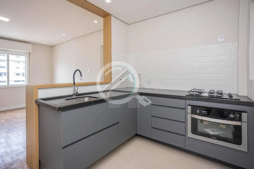 Imagem Apartamento a venda com 2 quartos no bairro Moinhos/Floresta. Desfrute de um ambiente renovado na Av...