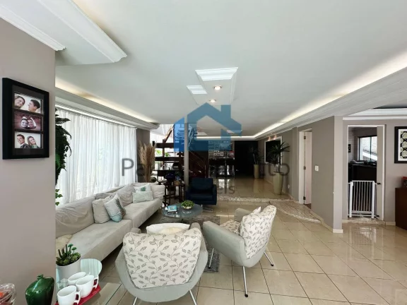 Imagem Casa espetacular à venda em Condomínio na Granja Viana