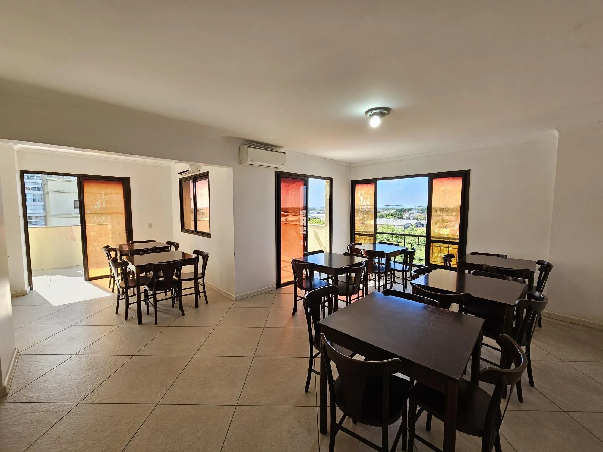 Imagem Apartamento 2 dormitórios com vaga e elevador no São Geraldo