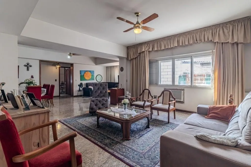 Imagem Vendo apartamento no bairro Floresta, em frente ao colégio Marista São Pedro. com 143,00m2 de área privativa