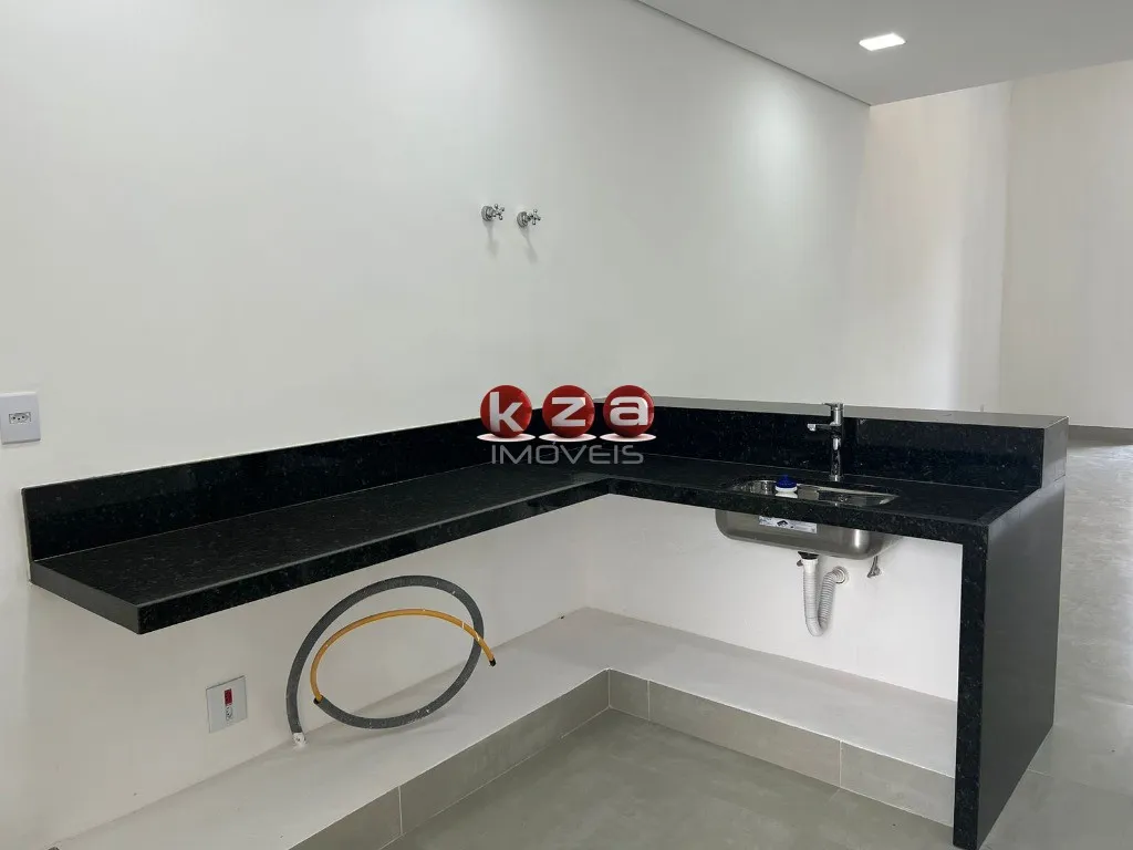 Imagem Imperdível oportunidade: Casa em condomínio à venda em Sumaré-SP, Residencial Real Parque. 3 quartos, 1 suíte, 2 salas, 4 banheiros, 3 vagas de garagem. 144m².