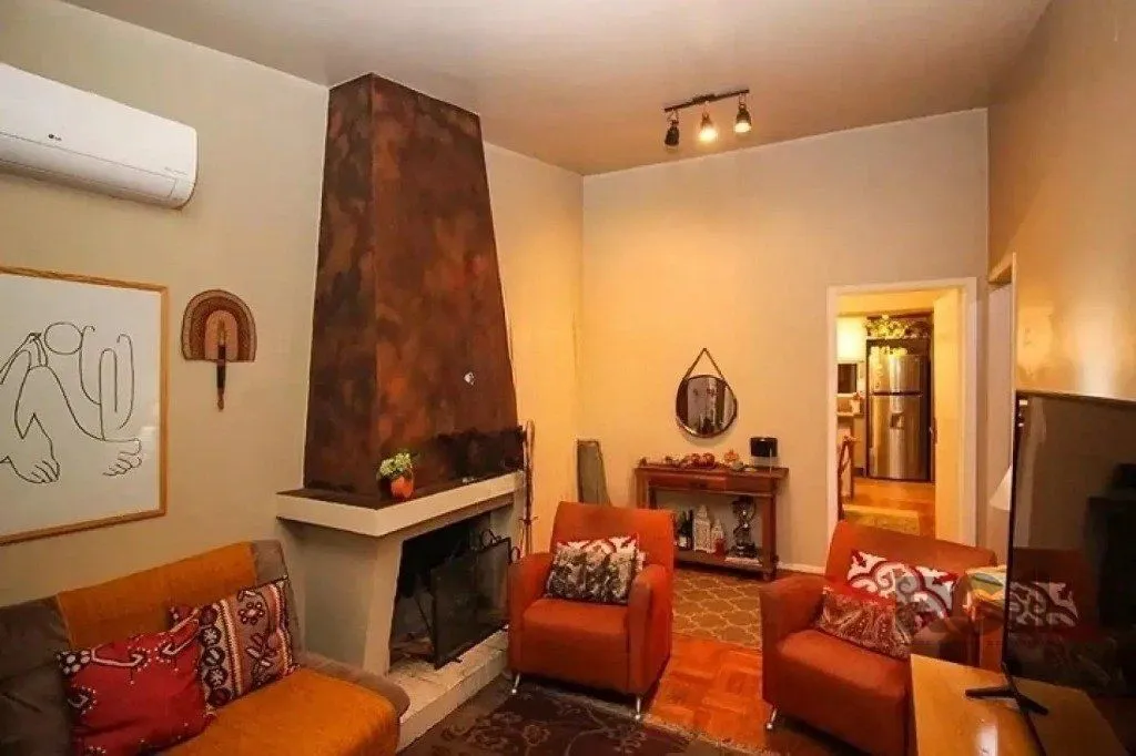 Imagem Casa com 3 dormitórios no bairro Medianeira