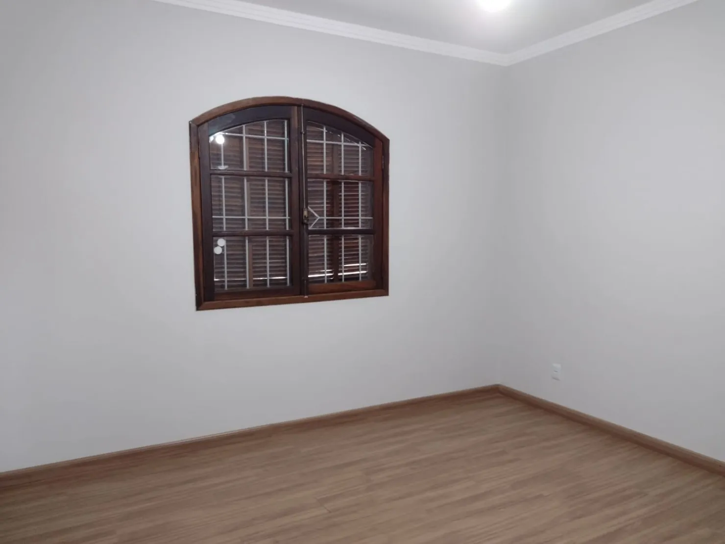 Imagem Casa à venda 3 Quartos, 3 Suites, 4 Vagas, 600M², Jardim Residencial Doutor Lessa, Pindamonhangaba - SP