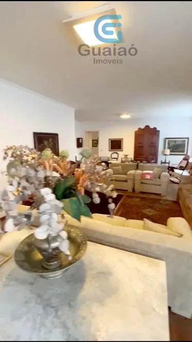 Imagem VENDO AMPLO APARTAMENTO DE 3 DORMITÓRIOS E SUITE NO CORAÇÃO DO GONZAGA EM SANTOS