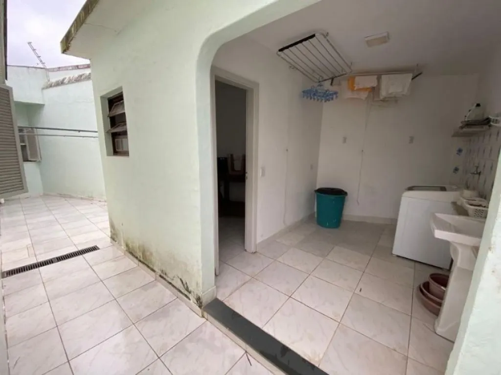 Imagem CASA COM 372,00 m² - SOLEMAR - PRAIA GRANDE SP