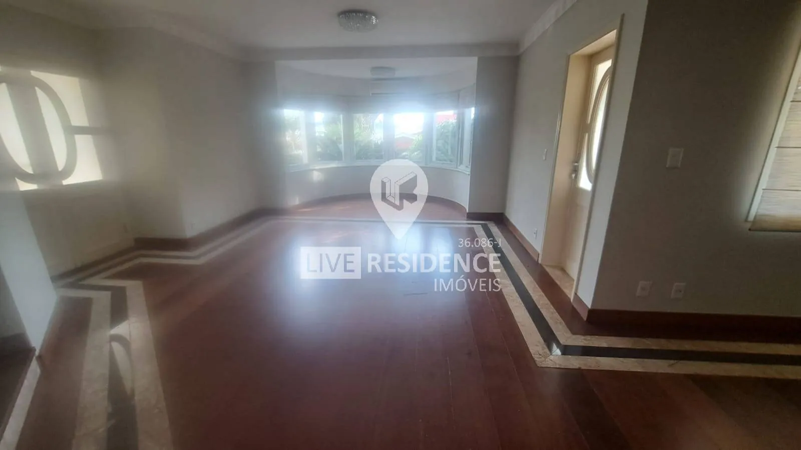 Imagem Casa em excelente Condomínio Parque das Laranjeiras a venda em Itatiba