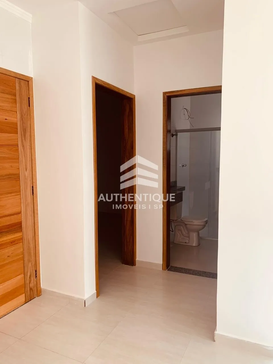 Imagem Casa à venda no bairro Jardim São Bernardino - Suzano/SP