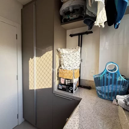 Imagem Apto semi mobiliado | Centro | 3 suítes | 117m²