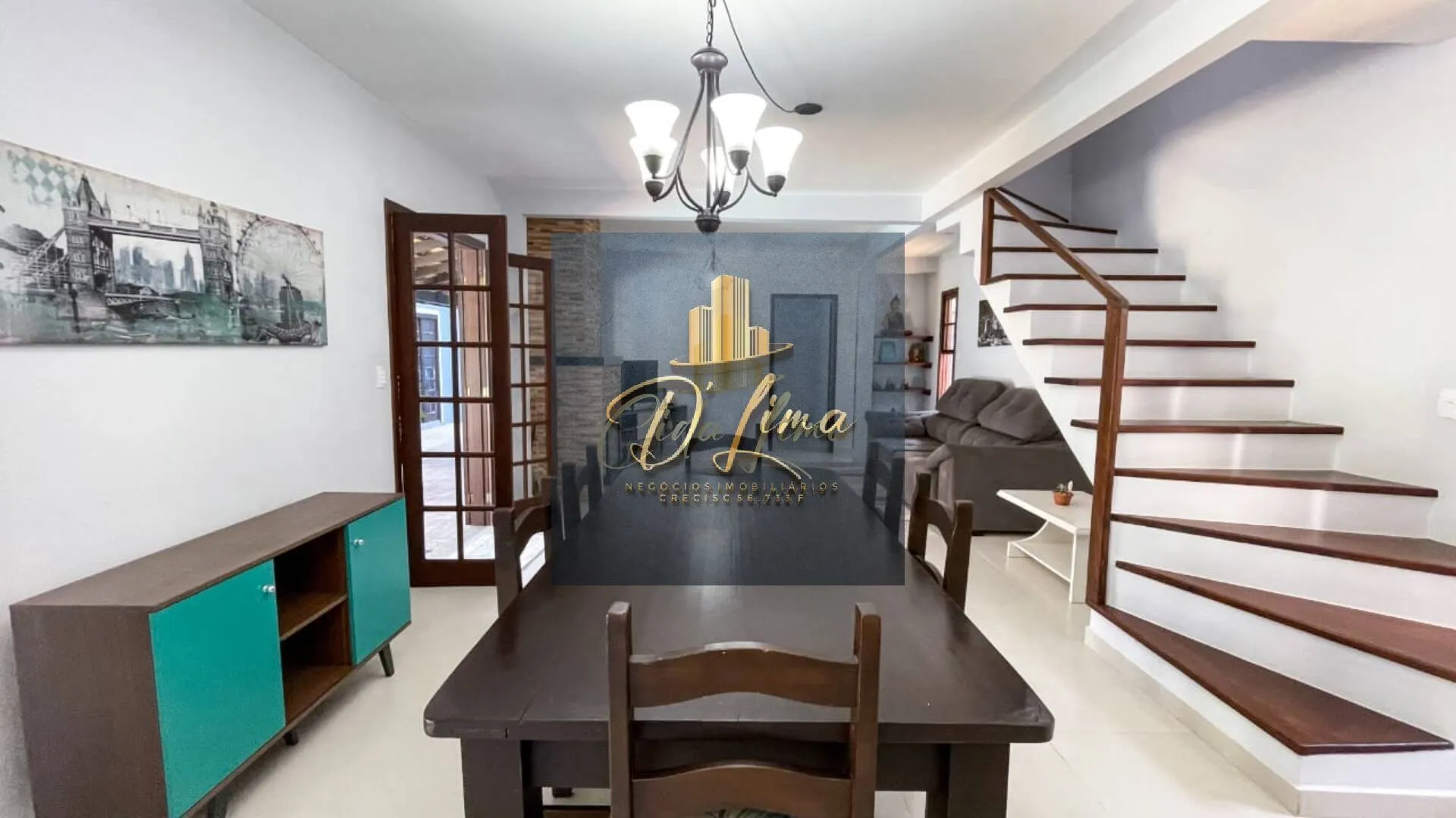 Imagem Casa alto padrão a venda no Pico da Cruz no Rio Tavares SC.