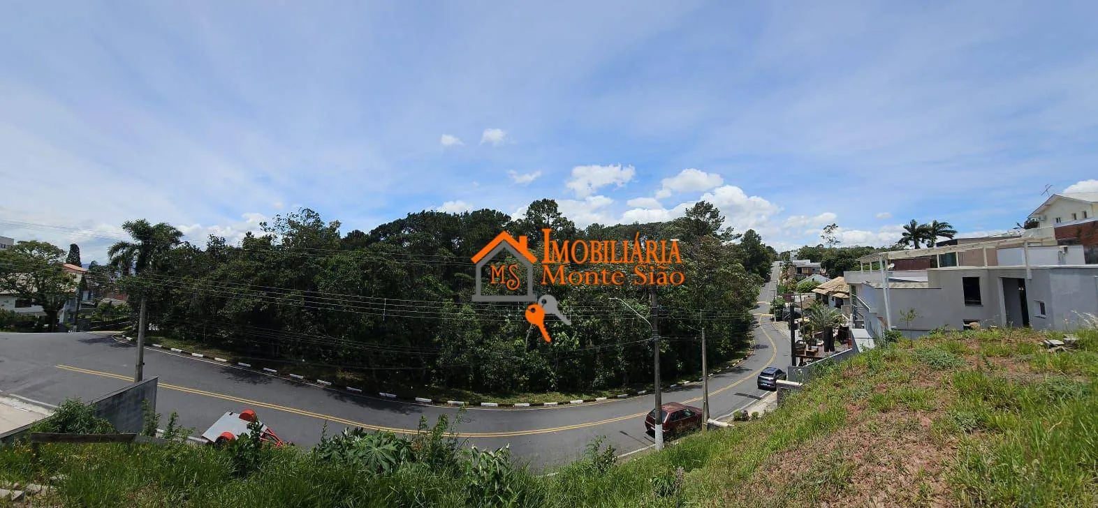 Imagem Terreno à venda, 420 m² por R$ 1.680.000,00 - Caputera - Arujá/SP