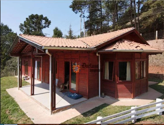 Imagem Chácara com 3 dormitórios à venda, 2350 m² por R$ 650.000,00 - Descansópolis - Campos do Jordão/SP