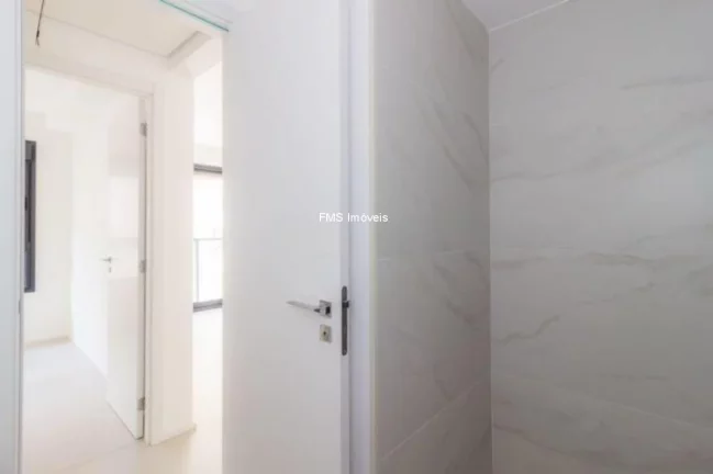 Imagem Apartamento à venda no Jardim Paulista, São Paulo-SP: 2 quartos, 1 suíte, sala, 2 banheiros, 1 vaga - 70m² de área!
