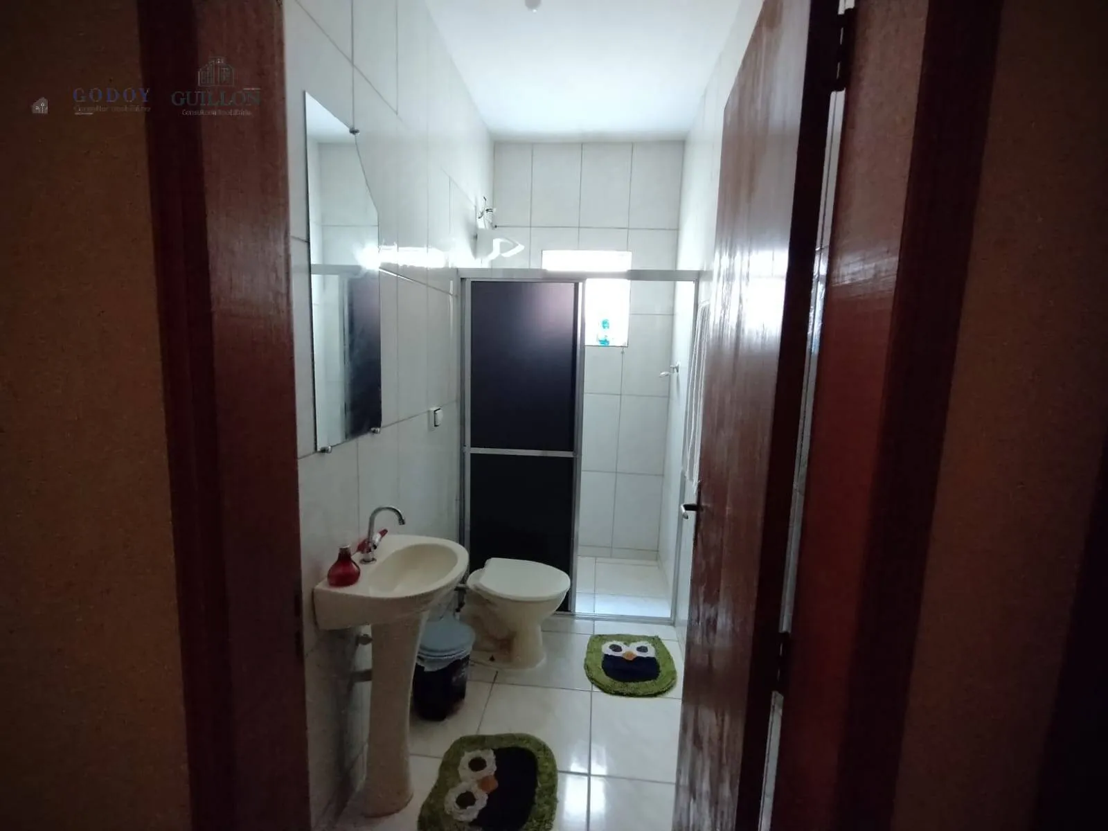 Imagem Renda Garantida e Ótima Localização: 2 Casas à Venda em Bairro Consolidado