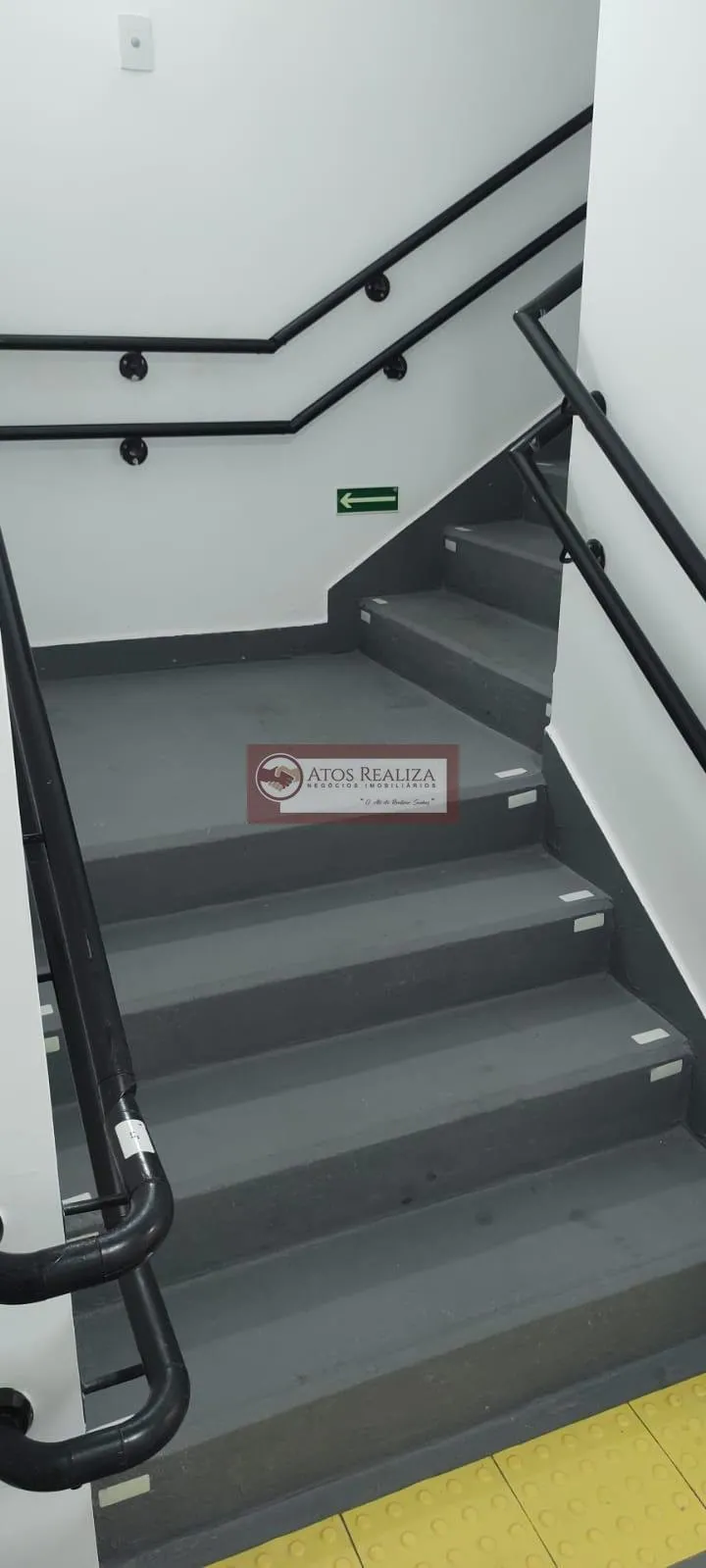 Imagem Vendo Apartamento na Regiao do Socoro , Otima localizaçao, Valor de Opotunidade 249 Mil. (OBS): Caso voce nao queira entrar em um financiamento Bancario, é aceio tambem entrada e mais parcelas direto com o Proprietario.