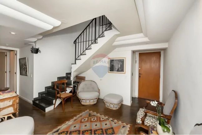 Imagem Cobertura charmosa em localização privilegiada na Vila Olímpia: 204m² 2 Suítes 2 Vagas