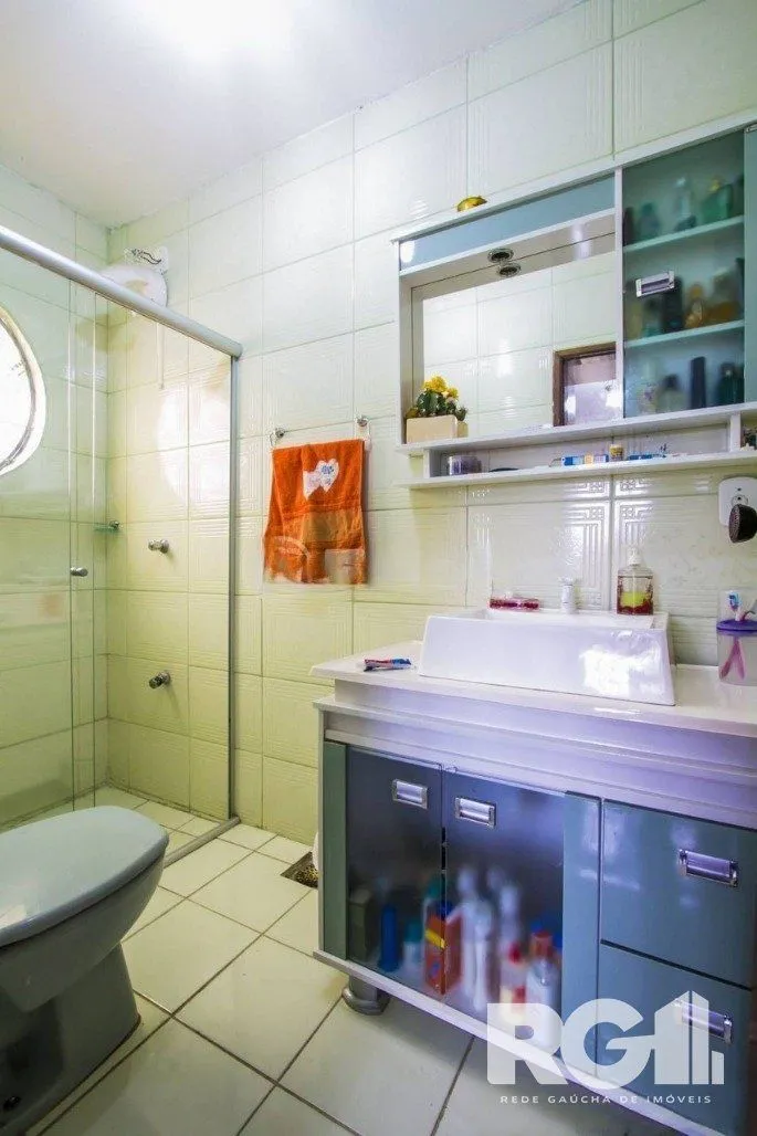 Imagem Linda Casa com cinco dormitórios na Vila Nova
