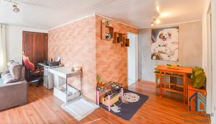 Imagem (PERMUTA) Casa de esquina c/terreno, são duas casas, com entrada independente no Barreirinha em Curitiba PR