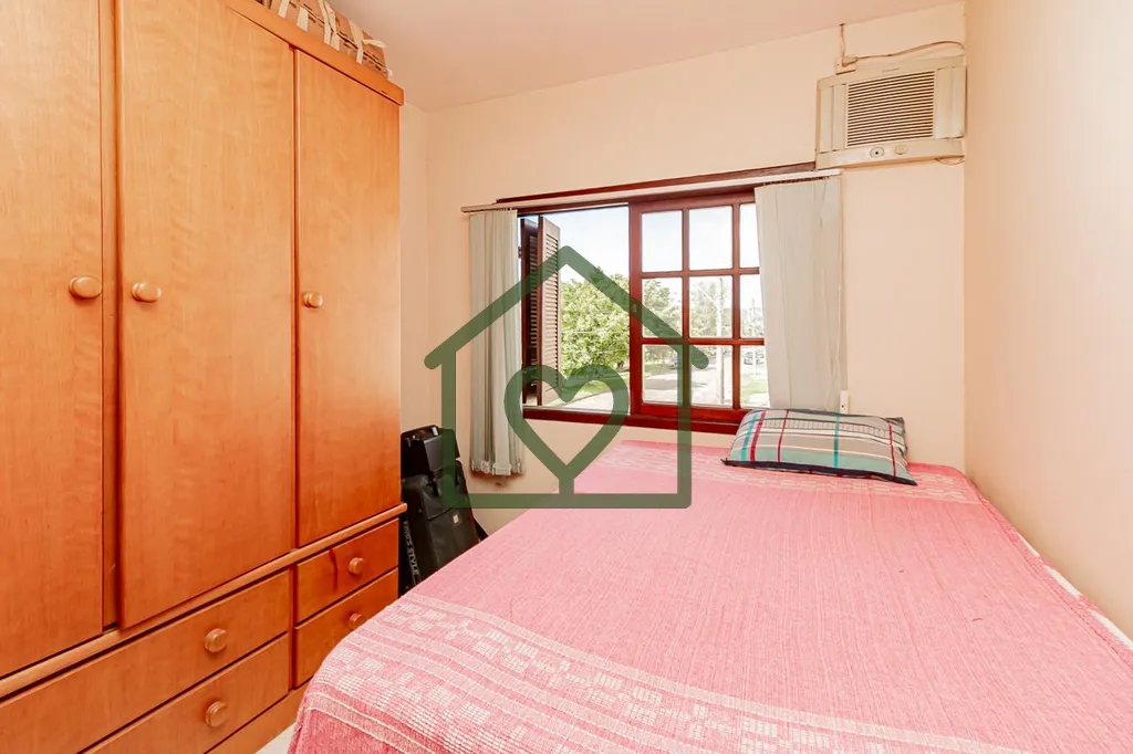 Imagem Gostaria de apresentar uma excelente oportunidade imobiliária no bairro Hípica. Trata-se de um bel...