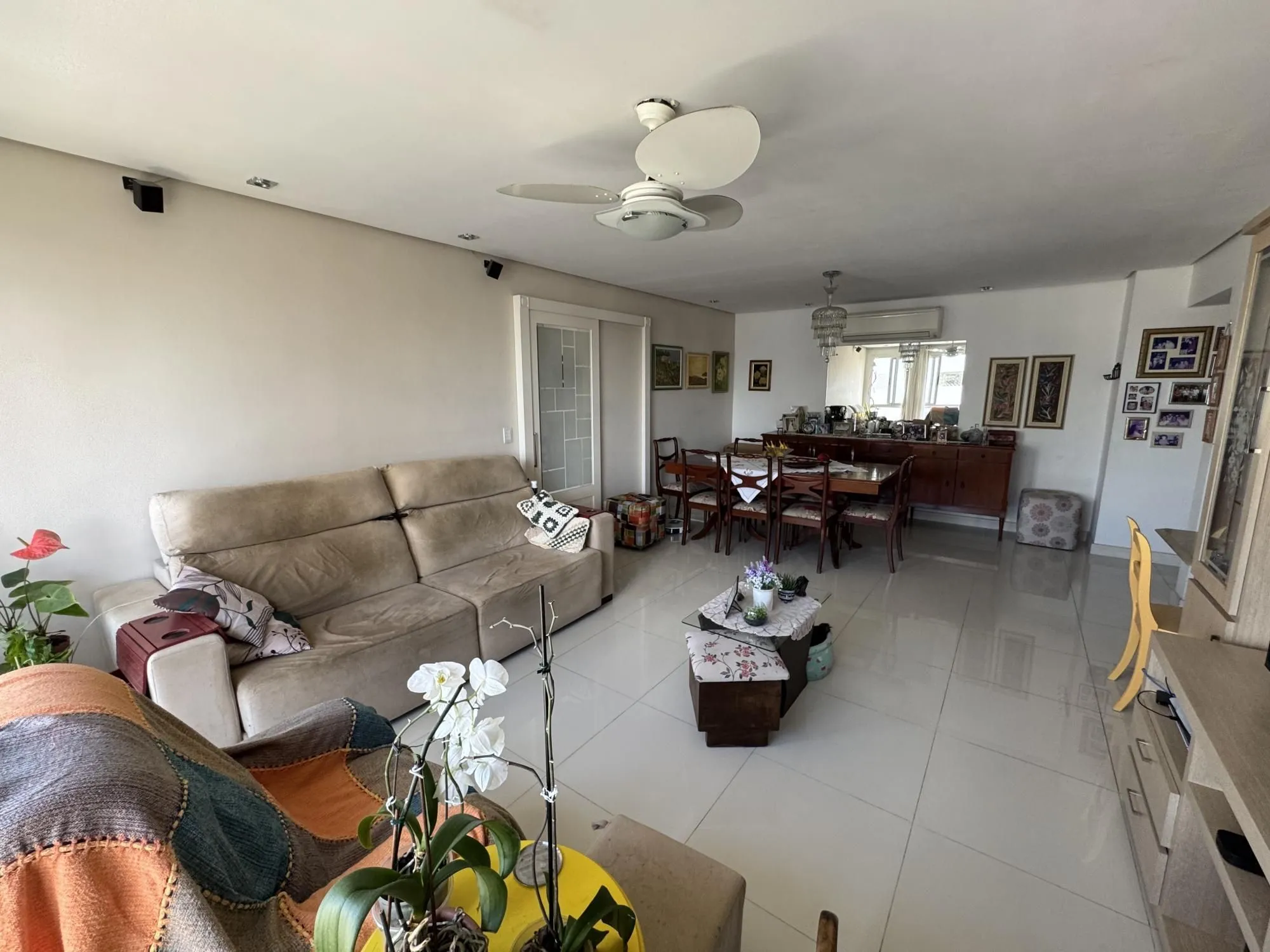 Imagem Apartamento de 3 dormitórios, suite, garagem - Menino Deus