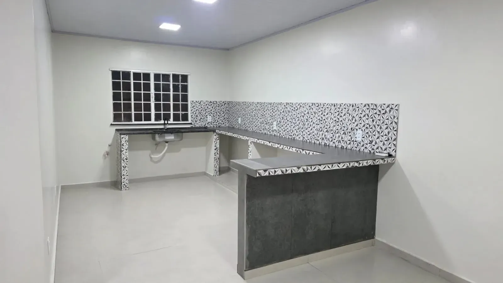 Imagem Casa com 2 Quartos para Alugar, 100 m² em Cidade Nova - Manaus
