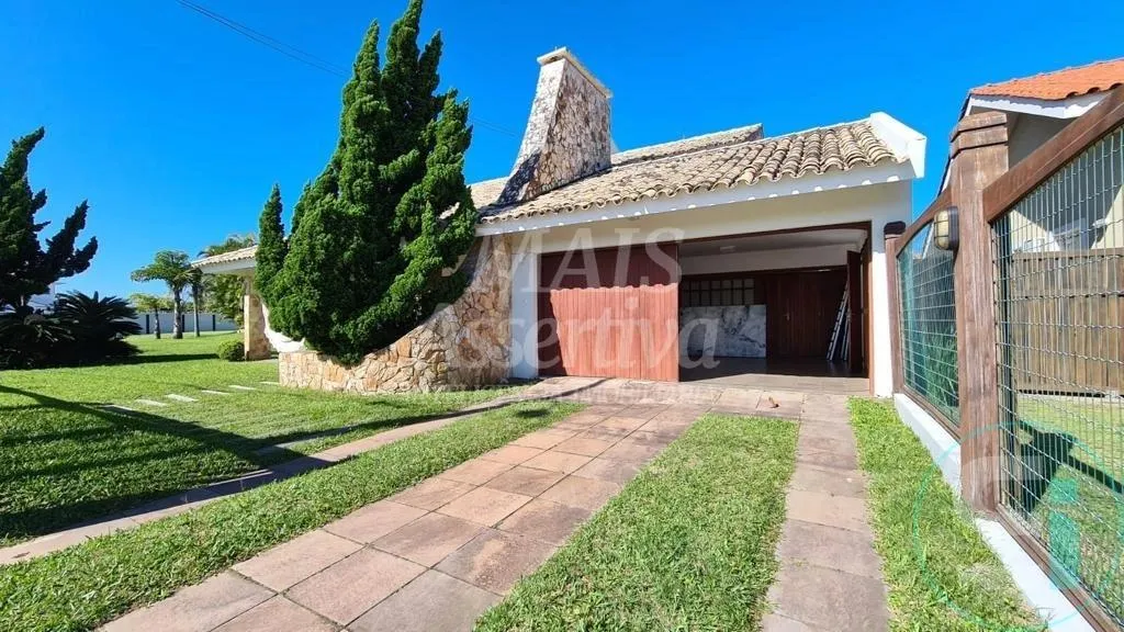 Imagem Casa mobiliada com 06 dormitórios em Xangrilá Atlântida