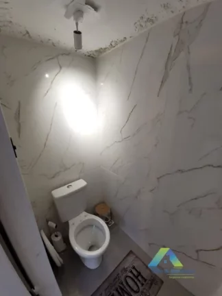 Imagem SANTO ANDRÉ CASA 241m², 5 dormitórios, 4 vagas ótima localização e valor