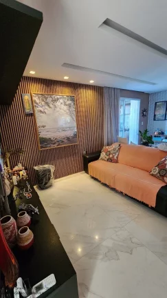 Imagem Apartamento de 2 quartos em condomínio no bairro Buraquinho, Lauro de Freitas-BA: 88m², 1 suíte, 2 salas, 2 banheiros, 1 vaga.