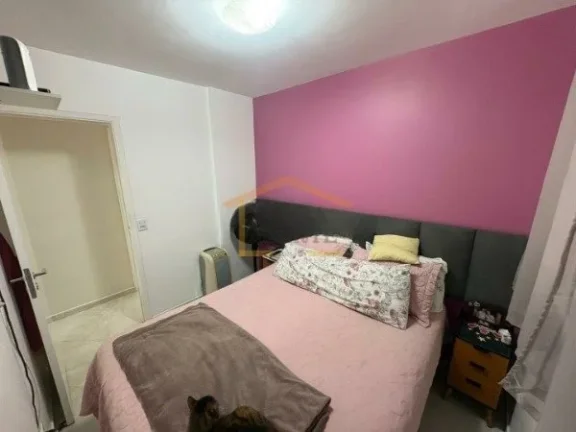Imagem Apartamento com 50m², com 2 dormitórios sendo 1 suíte, móveis planejados de ótimo padrão, forn...