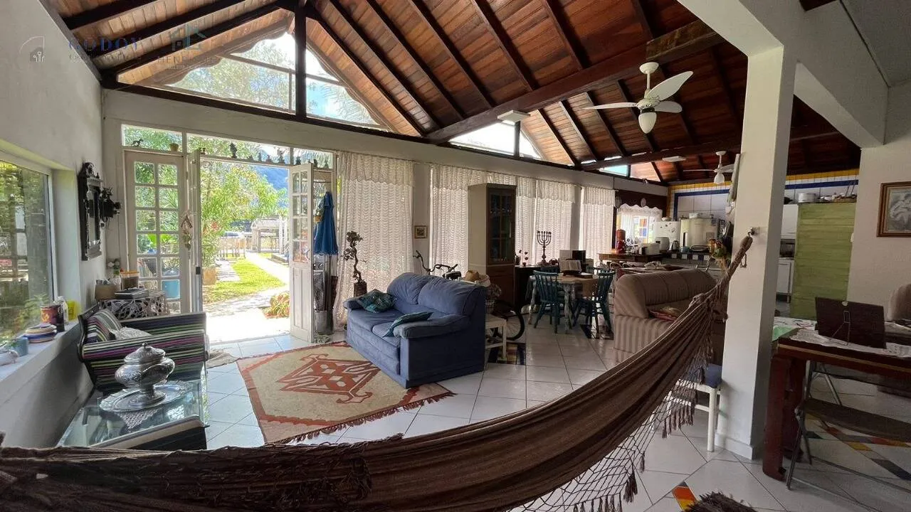 Foto do imóvel Casa à venda com 3 dormitórios (1 suítes) no Morada da Praia - Bertioga
