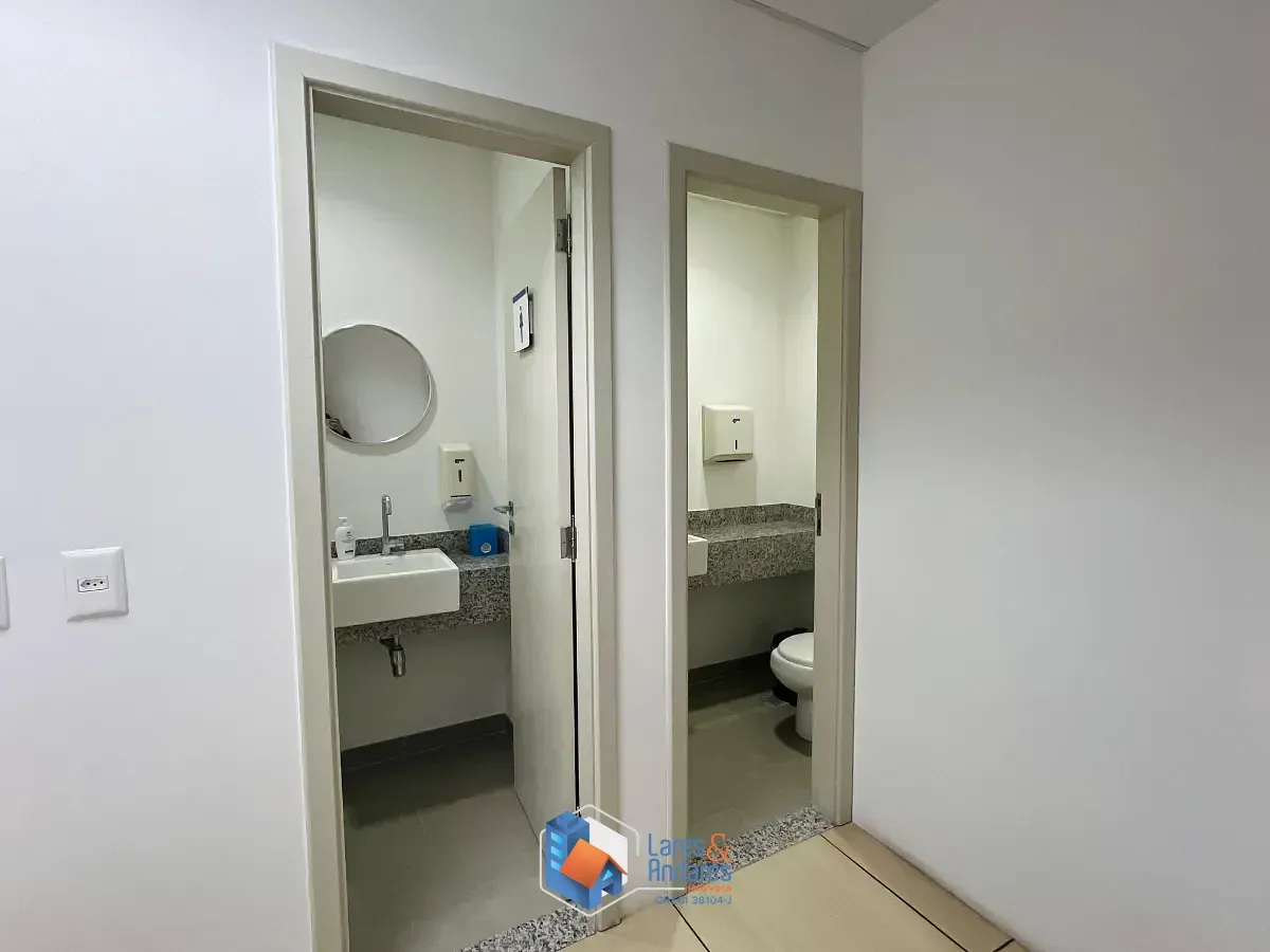 Imagem Conjunto comercial para venda em Mirandópolis, 75m²