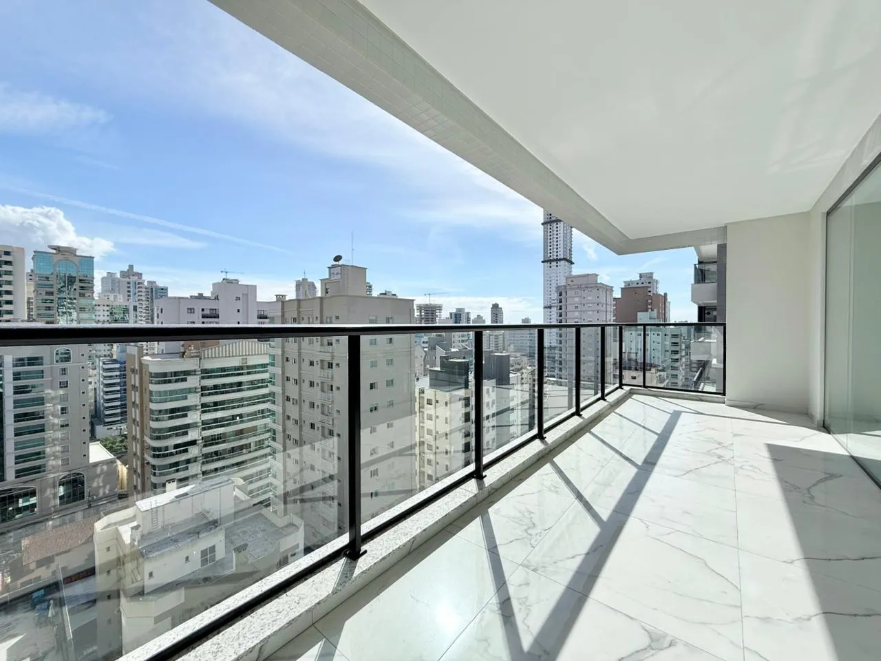 Imagem Apartamento à venda com 130.52m2 por R$ 1.900.000,00