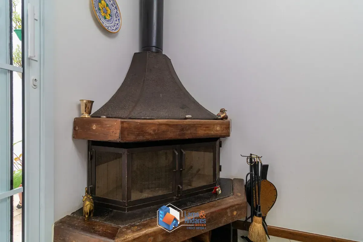 Imagem Casa no condomínio Condomínio Vila Hípica para venda com 4 quartos, sendo 2 suítes, 151m²