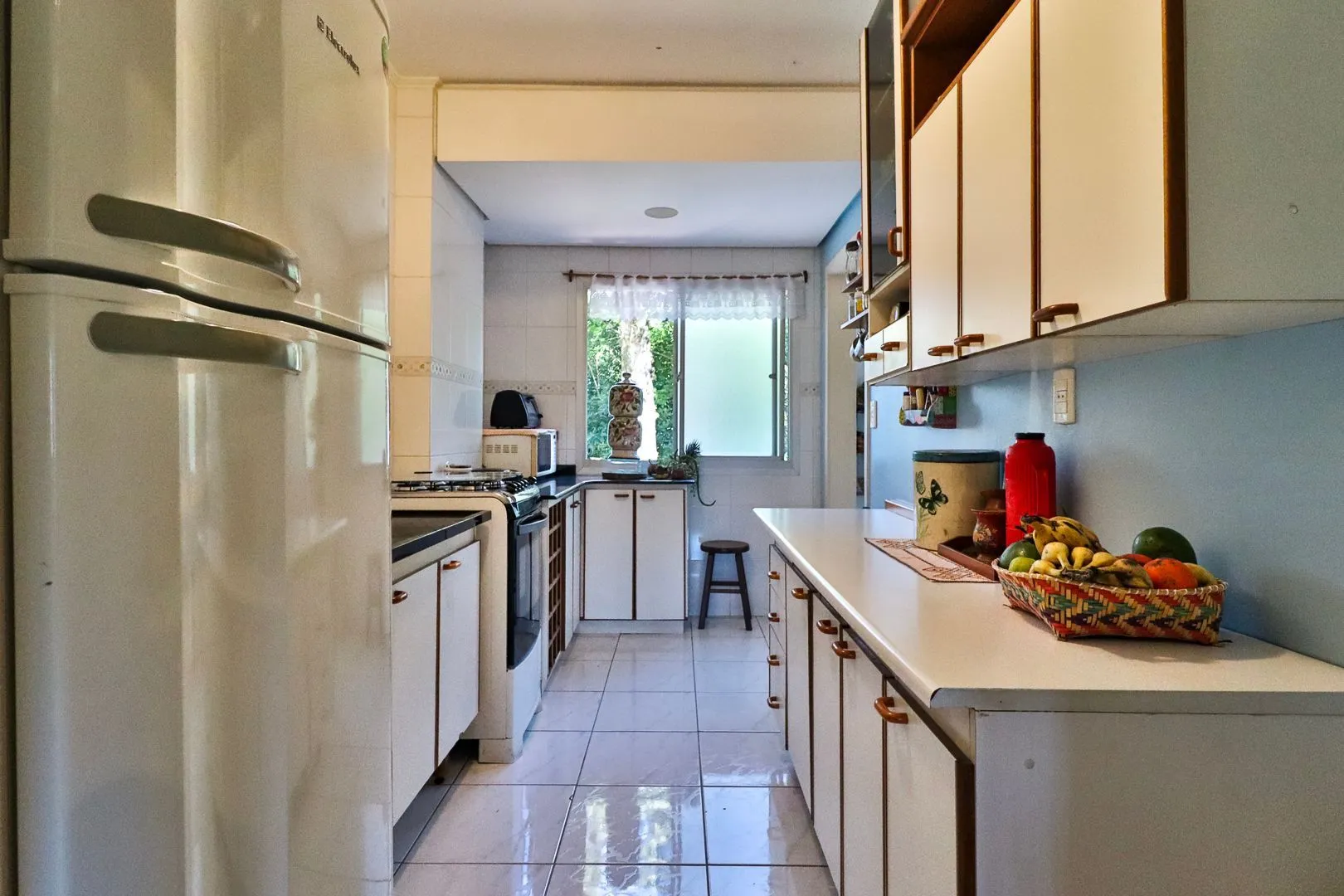 Imagem Apartamento para venda de 3 dormitórios, no bairro Teresópolis em Porto Alegre/RS.