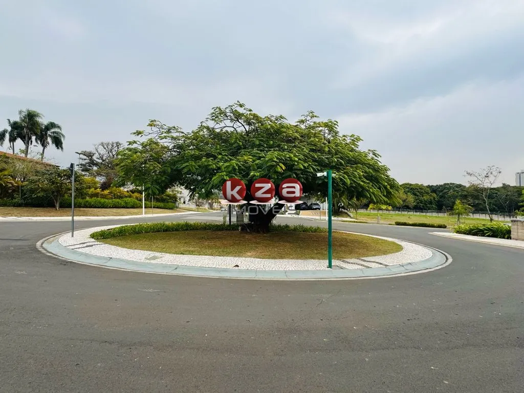 Imagem Terreno de 1.000m² no Condomínio Ypê Dourado em Valinhos-SP: sua oportunidade de construir o seu sonho!