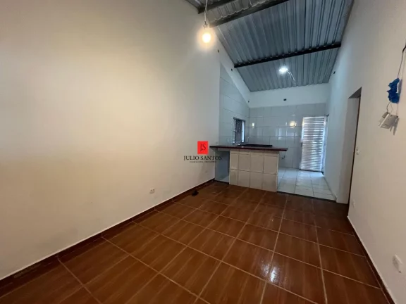Imagem Imóvel térreo Pereque Açu com amplo espaço externo