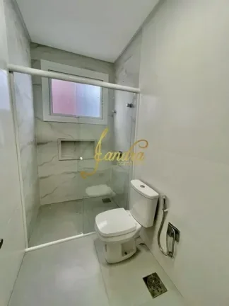 Imagem Casa térrea em condomínio fechado com 04 suites