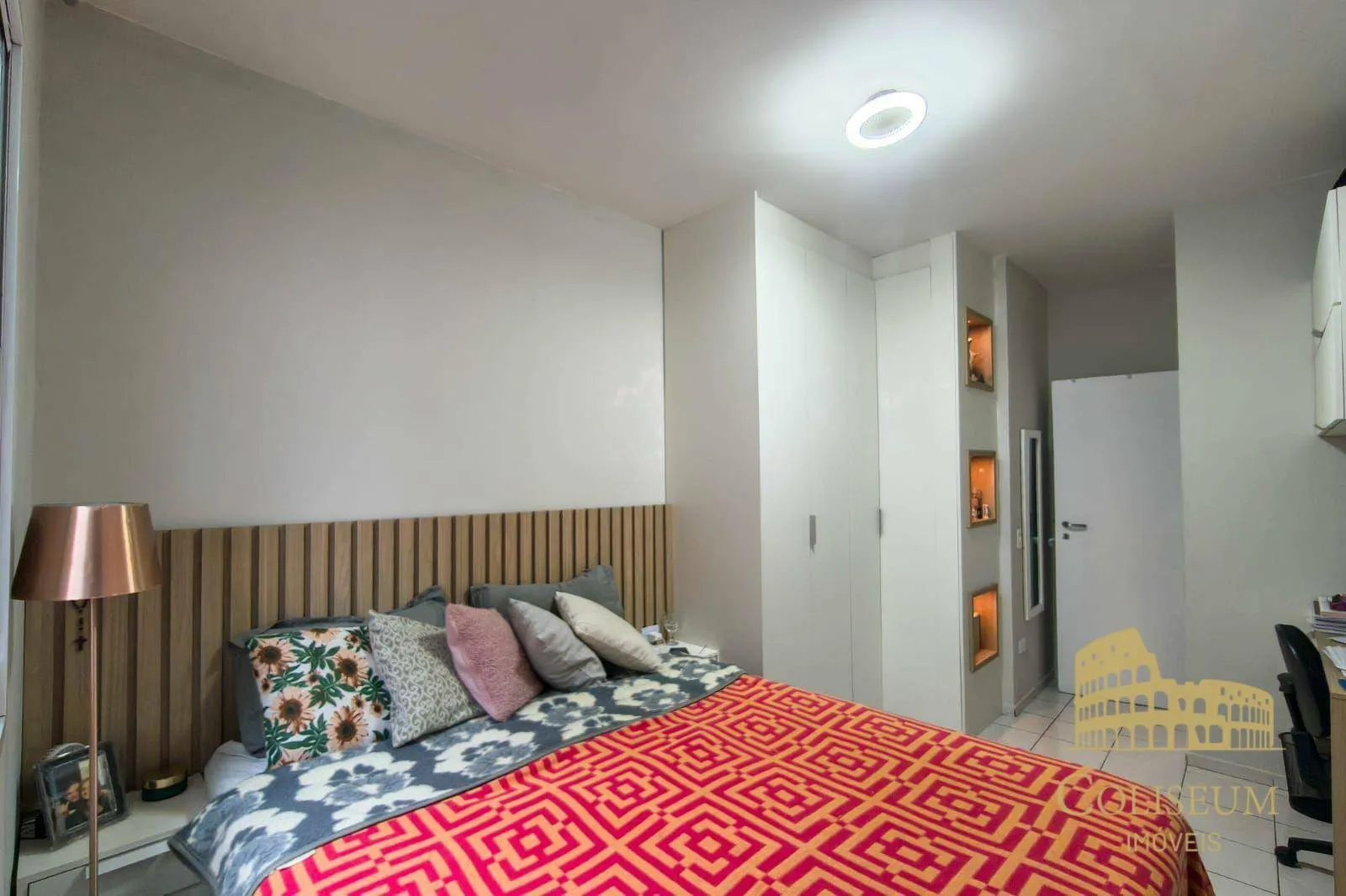 Imagem Apartamento com 1 dormitório à venda, 50 m² por R$ 305.000,00 - Vila Assunção - Praia Grande/SP