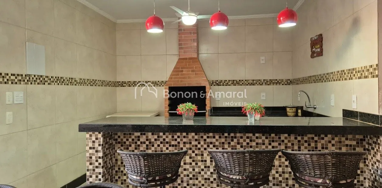 Imagem Casa Térrea com 4 Quartos, 330 m² no San Conrado