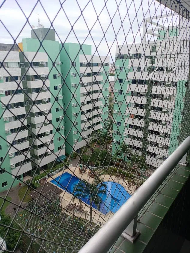 Foto do imóvel 2/4 com suíte no melhor Condomínio Clube de Lauro de Freitas em Rua Prisco José de Souza