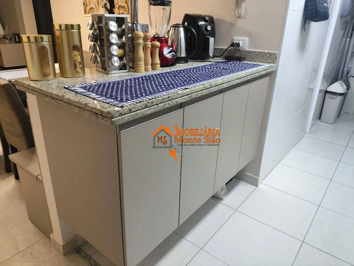 Imagem Apartamento a venda com 61m² com 2 quartos, 1 suíte, 1 vaga coberta e varanda gourmet - Jardim Aida