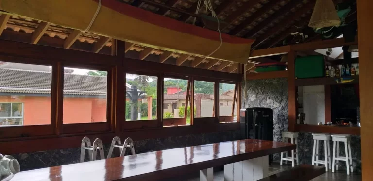 Foto do imóvel Linda casa em condomínio Fechado - Bairro Horto