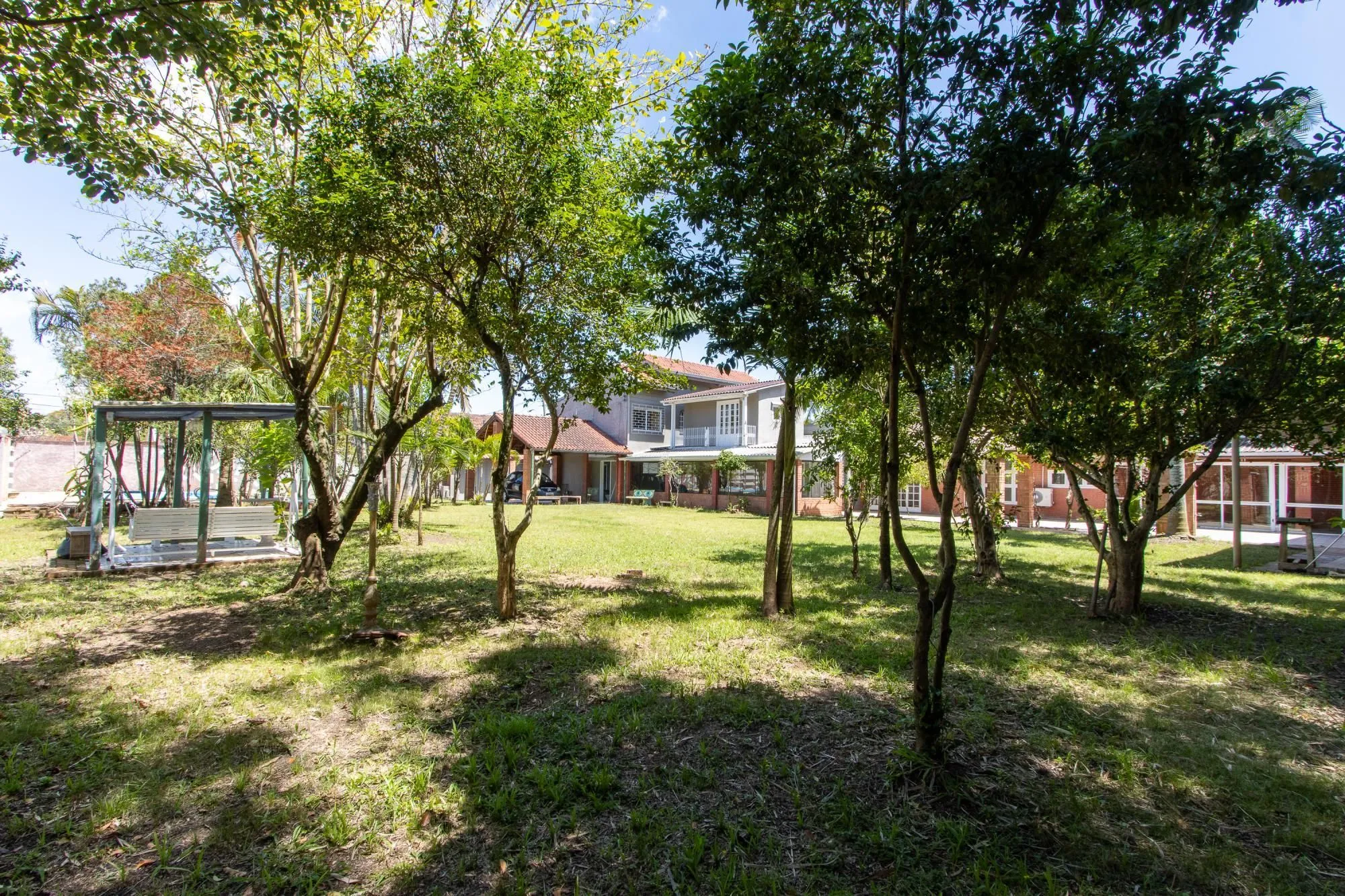Imagem Casa Residencial à Venda no Bairro Guarujá, Porto Alegre, RS