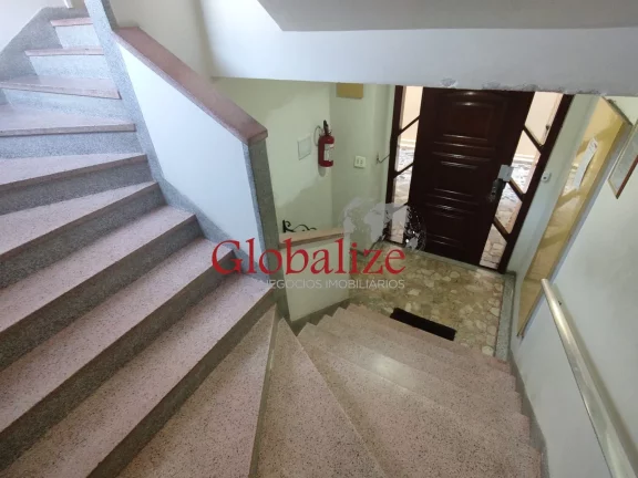 Imagem LINDO APARTAMENTO DE 1 DORMITÓRIO TODO REFORMADO COM GARAGEM FECHADA NO BAIRRO DO EMBARÉ EM SANTOS (SP) POR R$.365.000,00.