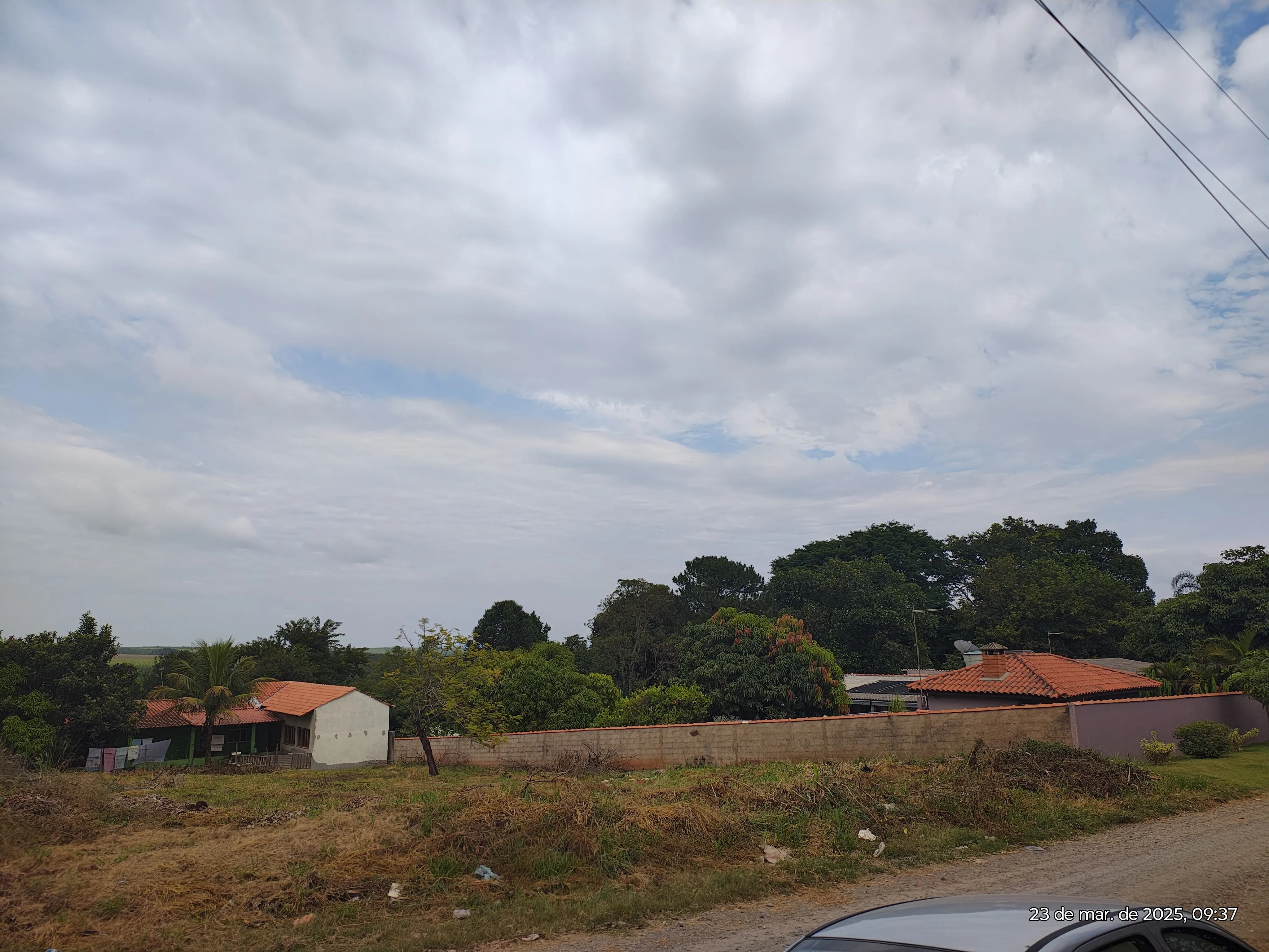 Imagem Terreno para Chácara no Condomínio Arco Íris ? Plano, de Esquina e Ótima Localização