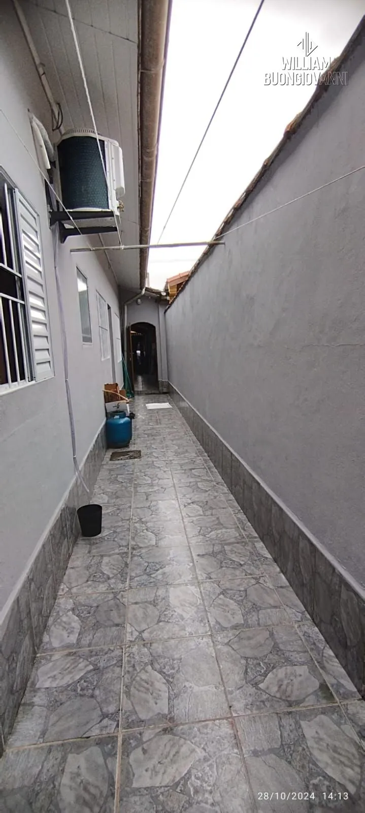Imagem Casa Geminada à Venda - Maracanã | Praia Grande | 300m da Praia | R$ 450.000