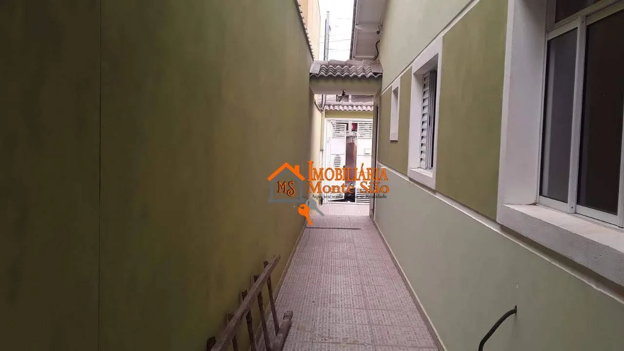 Imagem Sobrado com 3 dormitórios à venda, 200 m² por R$ 550.000,00 - Vila Carmela II - Guarulhos/SP