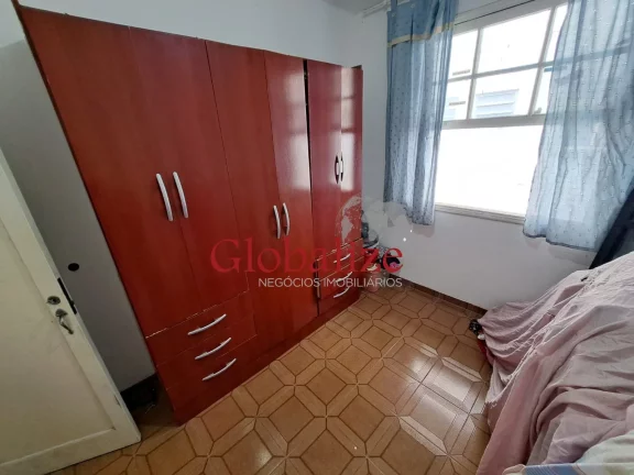 Imagem Apartamento à venda com 78m², 3 quartos, 2 banheiros e varanda por R$335.000,00 na Vila Mathias em Santos