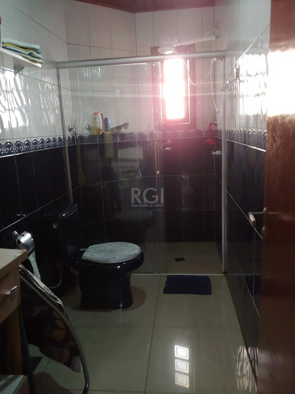 Imagem Casa para Venda - 250m², 3 dormitórios, sendo 1 suites, 5 vagas - Santa Rosa
